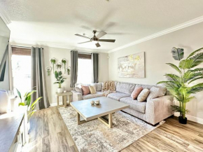 New 3BR w King Beds, Pool, Modern Elegance